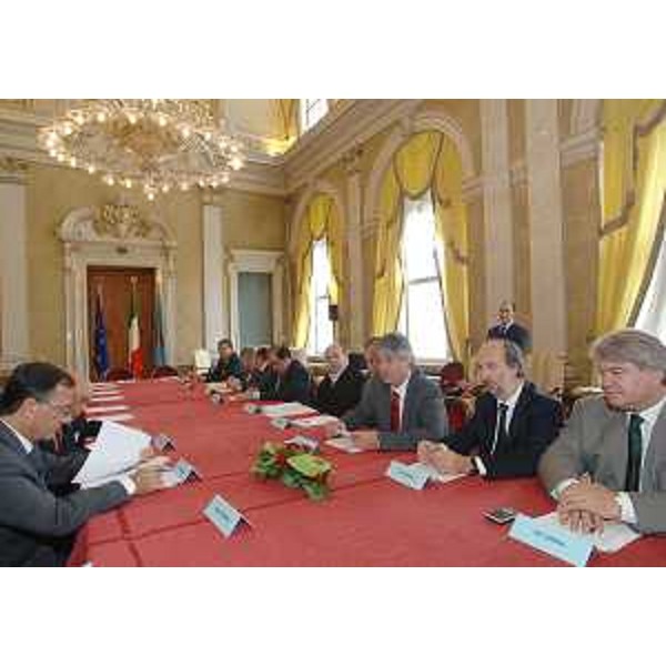 Franco Frattini (Ministro Affari esteri) incontra Renzo Tondo (Presidente Friuli Venezia Giulia) e la Giunta regionale nella sede della Regione a Trieste. (Trieste 16/09/08)