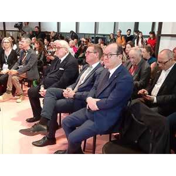 In primo piano il vicegovernatore del Friuli Venezia Giulia Mario Anzil - In primo piano il vicegovernatore del Friuli Venezia Giulia Mario Anzil