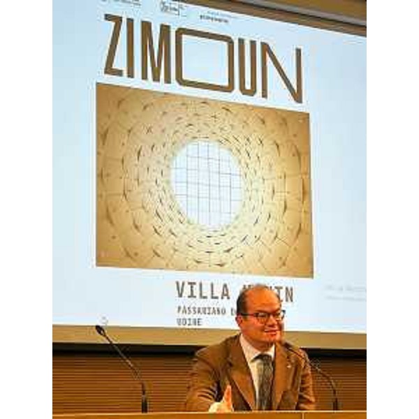 Il vicegovernatore Mario Anzil nel corso del suo intervento - Il vicegovernatore Mario Anzil nel corso del suo intervento