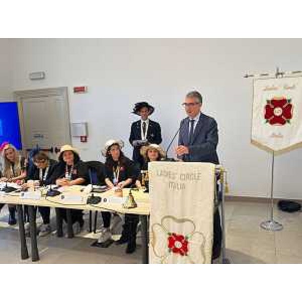 L'intervento dell'assessore Roberti. - L'intervento dell'assessore Roberti.