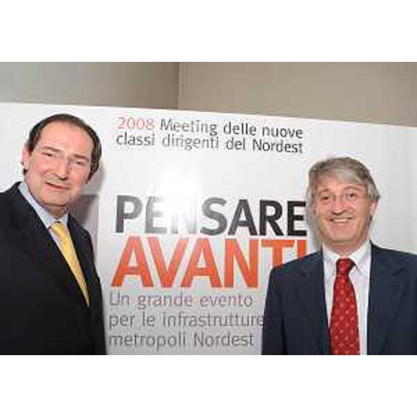 Giancarlo Galan (Presidente Veneto) e Renzo Tondo (Presidente Friuli Venezia Giulia) nel corso del dibattito "Pensare avanti: un grande evento per il Nordest", organizzato da Fondazione Cuoa e Nordesteuropa.it, a Villa Valmarana Morosini ad Altavilla Vicentina. (Altavilla Vicentina 20/09/08)