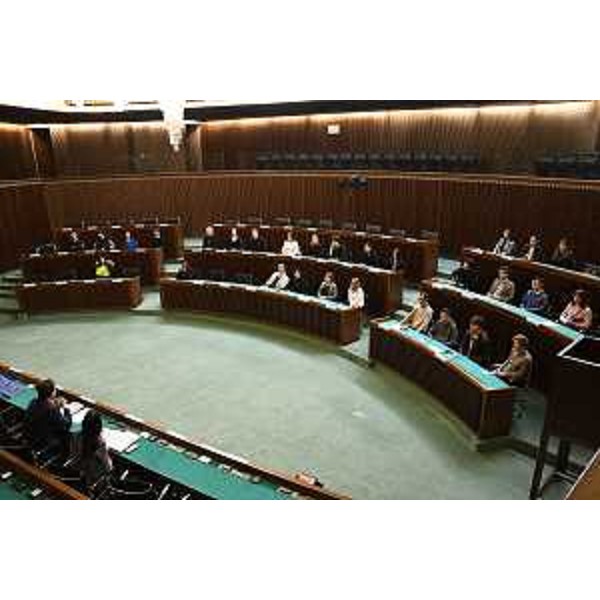 Gli studenti di Giurisprudenza nell'aula consiliare a Trieste - Gli studenti di Giurisprudenza nell'aula consiliare a Trieste