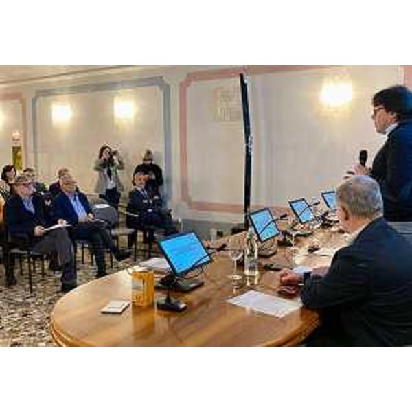 L'assessore Bini interviene al convegno organizzato dalla Camera di Commercio Pordenone - Udine al castello di Colloredo di Montalbano - L'assessore Bini interviene al convegno organizzato dalla Camera di Commercio Pordenone - Udine al castello di Colloredo di Montalbano