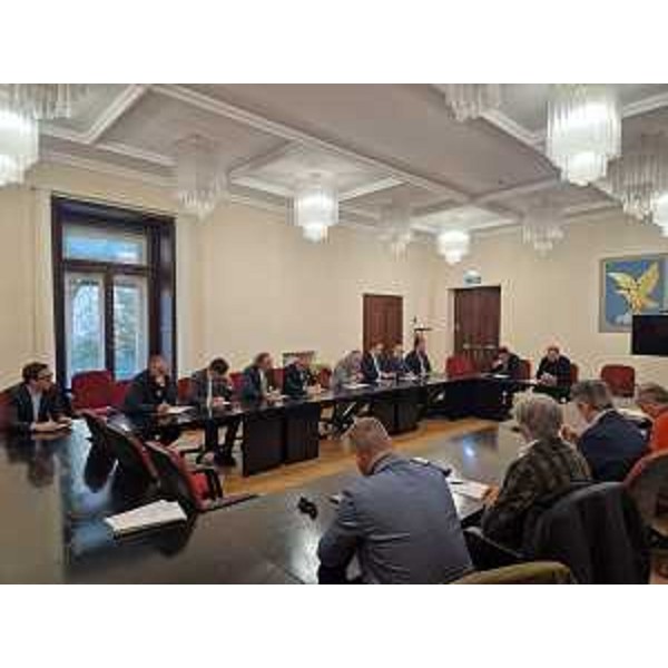 L'incontro a Trieste tra l'assessore Scoccimarro, i gestori del servizio idrico intergato e Ausir - L'incontro a Trieste tra l'assessore Scoccimarro, i gestori del servizio idrico intergato e Ausir