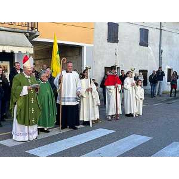 Un momento del della cerimonia della Giornata provinciale del Ringraziamento a Vivaro - Un momento del della cerimonia della Giornata provinciale del Ringraziamento a Vivaro