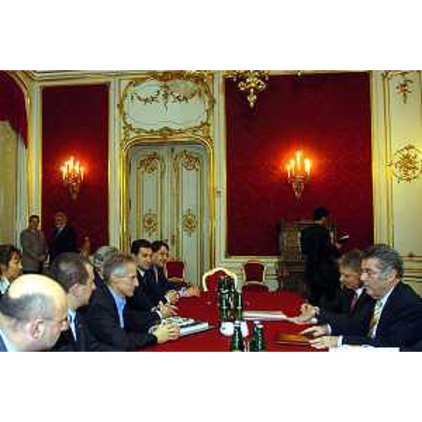 Heinz Fischer (Presidente della Repubblica austriaca), Riccardo Illy (Presidente della Regione Friuli Venezia Giulia) (Vienna, 30/11/04)