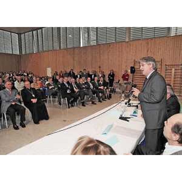 Renzo Tondo (Presidente Friuli Venezia Giulia) nel corso dell'inaugurazione del nuovo padiglione dell'Istituto di Medicina Fisica e Riabilitazione Gervasutta di Udine. (Udine 26/09/08)