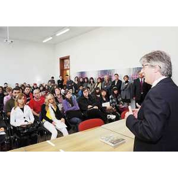 Renzo Tondo (Presidente Friuli Venezia Giulia) all'inaugurazione dell'anno scolastico della Scuola Mosaicisti del Friuli di Spilimbergo. (Spilimbergo 29/09/08)