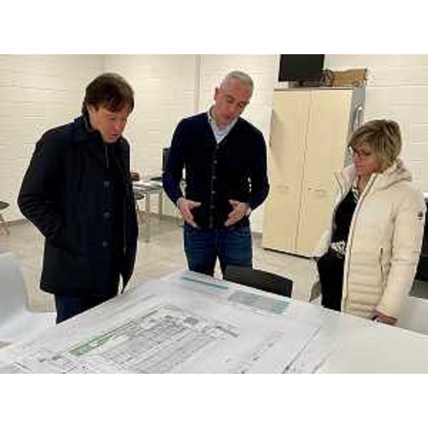 Bini e Zilli in visita alla vetreria di San Giorgio di Nogaro - Bini e Zilli in visita alla vetreria di San Giorgio di Nogaro