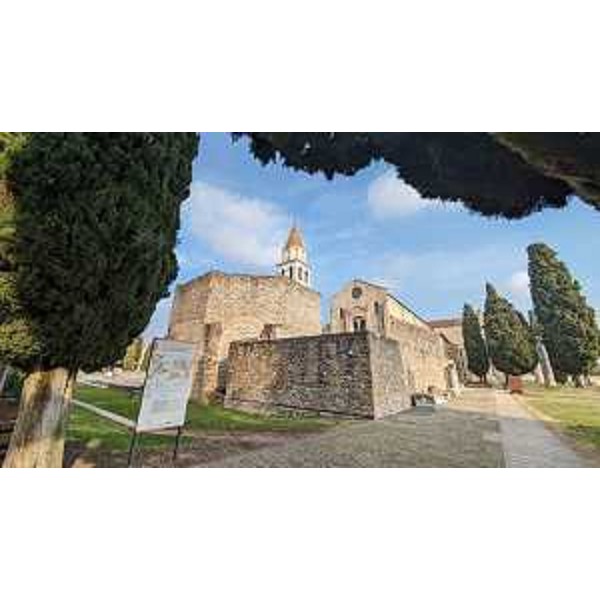 La Basilica di Aquileia - La Basilica di Aquileia 