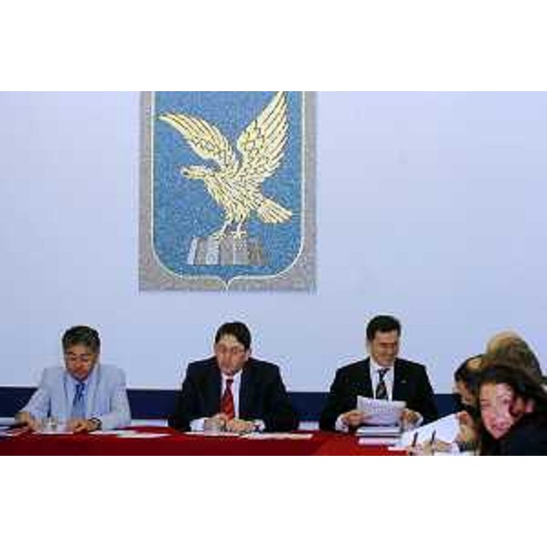 Roberto Antonaz (Assessore regionale all'istruzione, cultura, sport e pace), Ezio Beltrame (Assessore regionale alla salute e protezione civile), Lodovico Sonego (Assessore regionale alla pianificazione territoriale, energia, mobilità e infrastrutture di trasporto). (Trieste, 29/11/04)