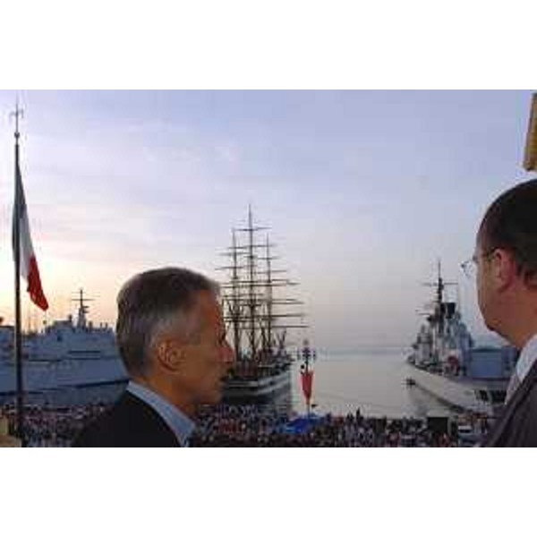 Riccardo Illy (Presidente della Regione Friuli Venezia Giulia), Alessandro Tesini (Presidente del Consiglio regionale). (Trieste, 03/11/04)