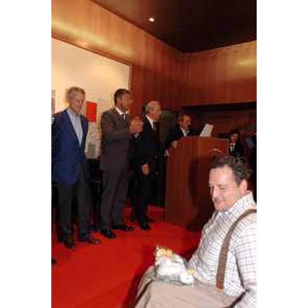 Riccardo Illy (Presidente della Regione Friuli Venezia Giulia), Roberto Antonaz (Assessore regionale all'istruzione, cultura, sport e pace), Felluga. (Trieste, 11/10/04)