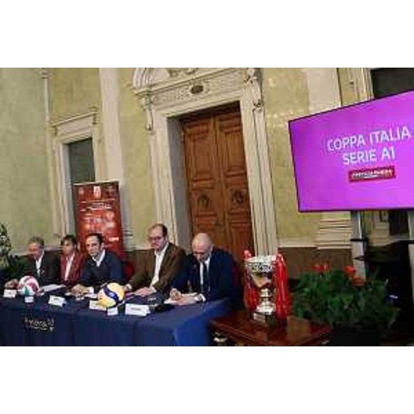 Una fase della conferenza stampa di presentazione delle fasi finali della Coppa Italia di serie A1 e A2 di volley femminile - Una fase della conferenza stampa di presentazione delle fasi finali della Coppa Italia di serie A1 e A2 di volley femminile