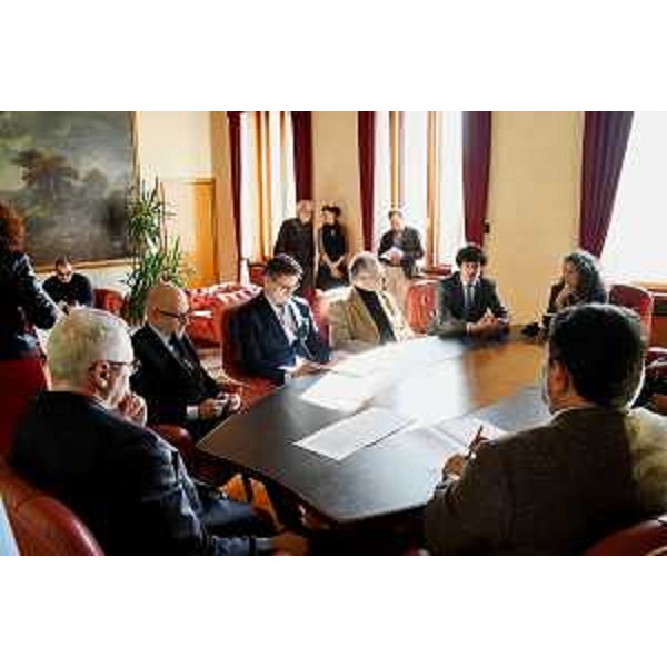 Un altro momento dell'incontro nel salottino della Presidenza: alla sinistra del presidente Bordin, Alberto Parigi - Un altro momento dell'incontro nel salottino della Presidenza: alla sinistra del presidente Bordin, Alberto Parigi