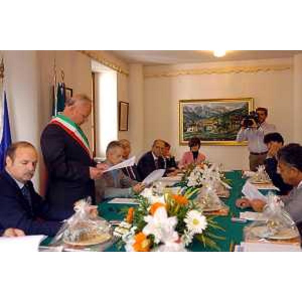 Giunta regionale. (Forni di Sopra, 08/10/04)