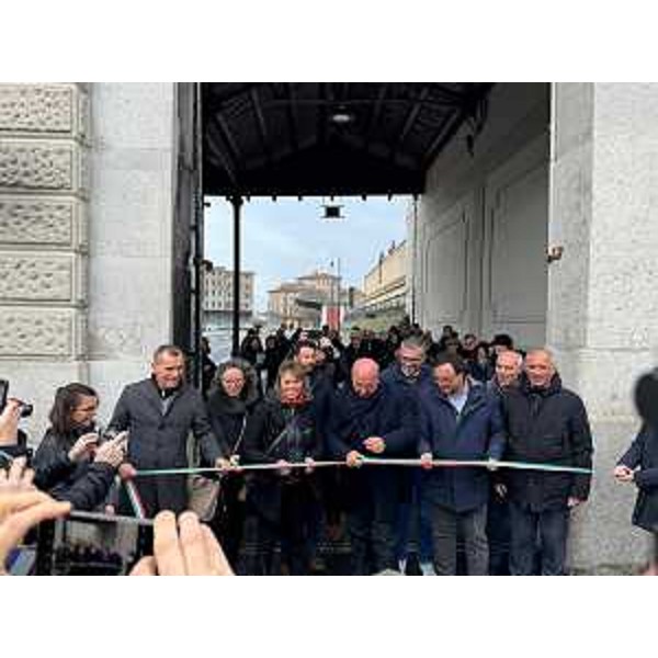 Il taglio del nastro della bretella di Porto Vecchio a Trieste - Il taglio del nastro della bretella di Porto Vecchio a Trieste