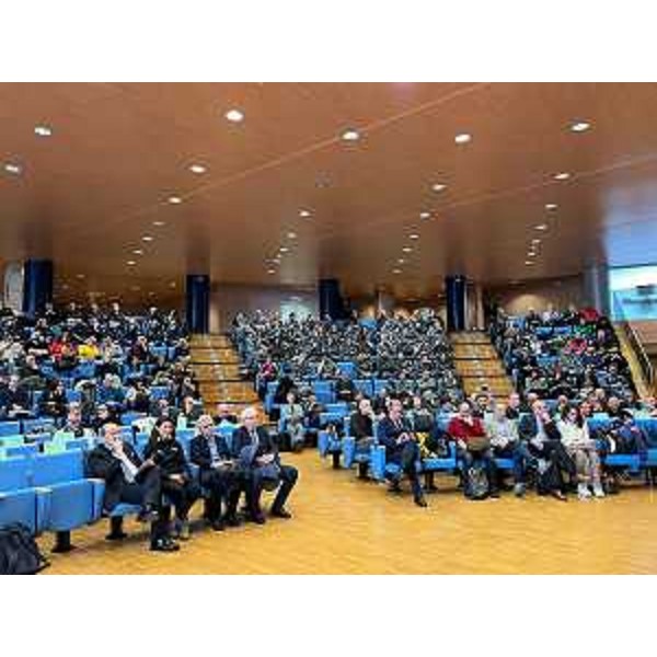 Il pubblico presente al convegno nell'auditorium Comelli della sede della Regione Fvg a Udine. - Il pubblico presente al convegno nell'auditorium Comelli della sede della Regione Fvg a Udine.