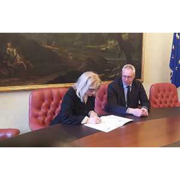 La firma del protocollo di intesa - La firma del protocollo di intesa
