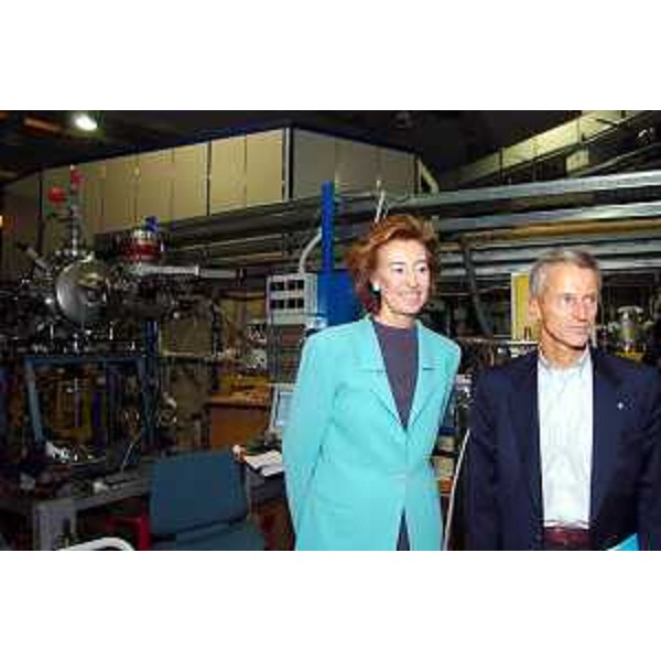 Letizia Moratti (Ministro dell'Istruzione), Riccardo Illy (Presidente della Regione Friuli Venezia Giulia). (Basovizza, 05/10/04)