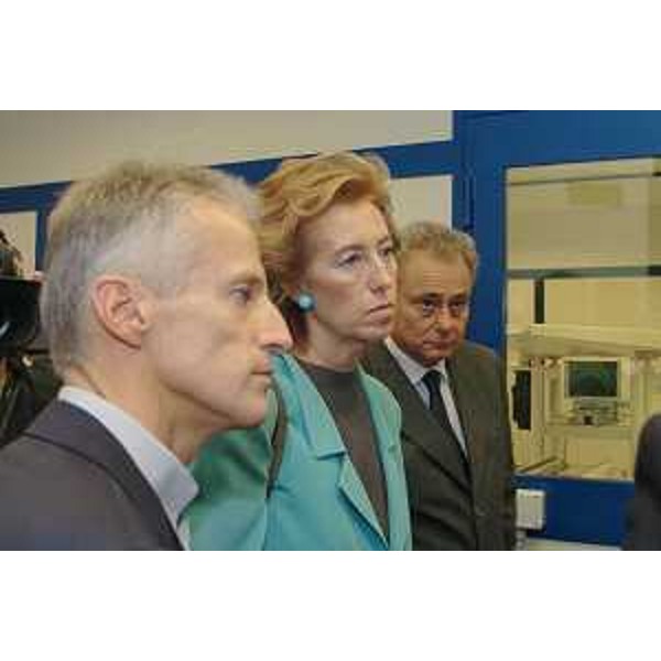 Riccardo Illy (Presidente della Regione Friuli Venezia Giulia), Letizia Moratti (Ministro dell'Istruzione), Roberto Antonione (Sottosegretario agli Affari Esteri). (Basovizza, 05/10/04)