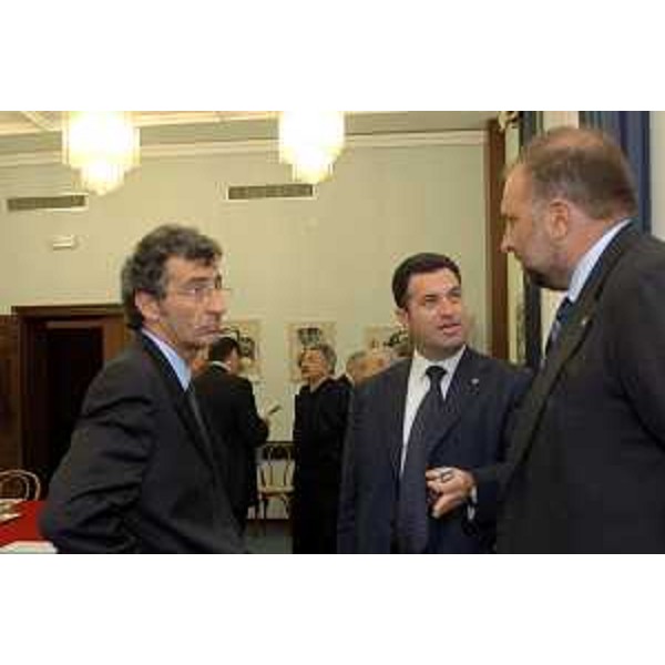 Flavio Delbono (Vicepresidente della Regione Emilia Romagna), Roberto Cosolini (Assessore regionale al lavoro, formazione, università e ricerca), Franco Iacop (Assessore regionale per le relazioni internazionali, comunitarie e autonomie locali). (Trieste, 04/10/04)