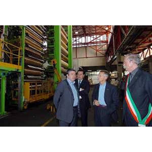Enzo Marsilio (Assessore regionale alle risorse agricole, naturali, forestali e montagna), Riccardo Illy (Presidente della Regione Friuli Venezia Giulia). (Moggio Udinese, 02/10/04)