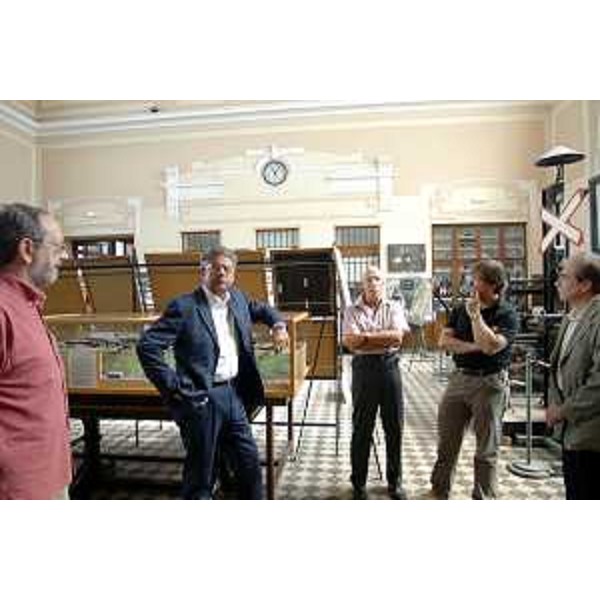Roberto Antonaz (Assessore regionale all’istruzione, cultura, sport e pace) in visita al Museo Ferroviario di Trieste. (Trieste 29/08/06)