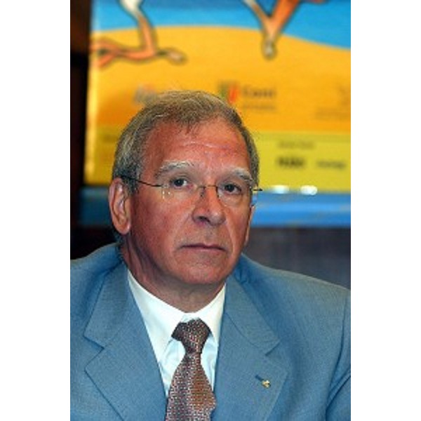 Emilio Felluga (Presidente del CONI Friuli Venezia Giulia) alla presentazione di EYOF Lignano 2005. (Roma, 23/09/04)
