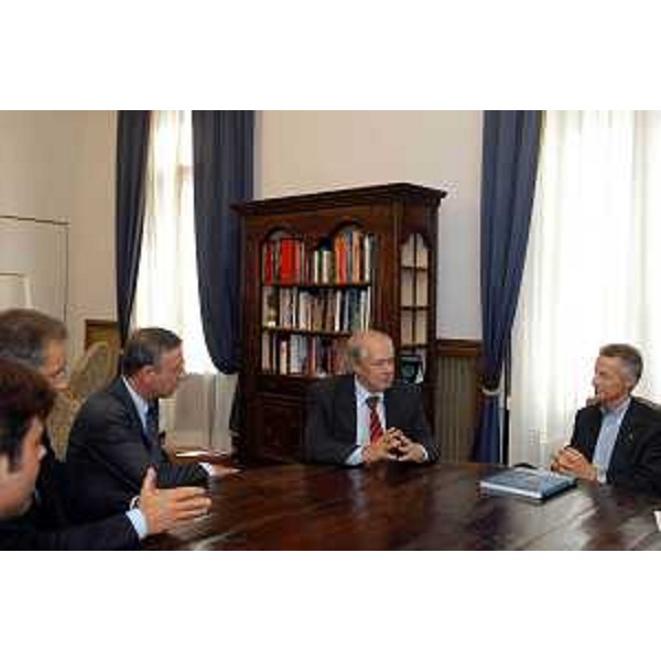 Riccardo Illy (Presidente della Regione Friuli Venezia Giulia), Staffan Wrigstad (Ambasciatore della Svezia in Italia), console onorario Francesco Saverio Parisi, Pierpaolo Ferrante (consigliere d'amministrazione di Trieste Expo 2008). (Trieste, 09/09/04)