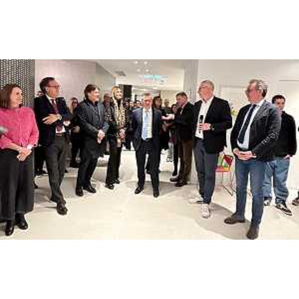Un altro momento dell'inaugurazione: il presidente Bordin è il secondo da destra - Un altro momento dell'inaugurazione: il presidente Bordin è il secondo da destra