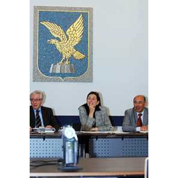 Michela Del Piero (Assessore regionale alla programmazione e controllo, alle risorse economiche e finanziarie, al patrimonio e servizi generali e alle pari opportunità) alla conferenza stampa (Trieste, 16/05/06)