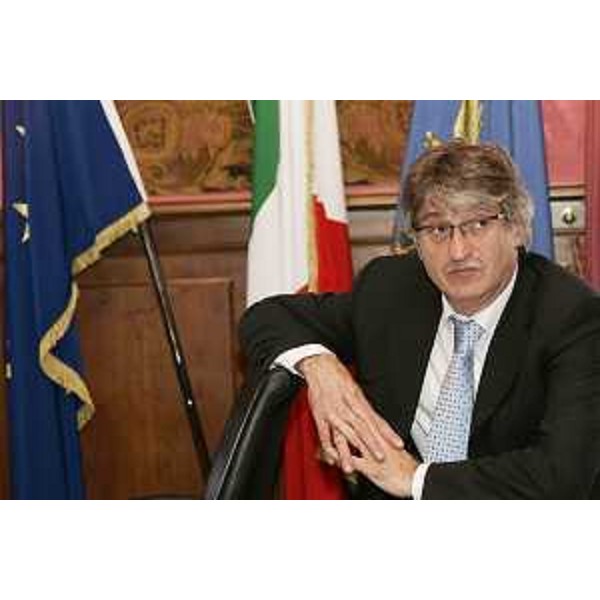 Renzo Tondo (Presidente Friuli Venezia Giulia) alla conferenza stampa di presentazione della Conferenza “International Desk Italy-South Est Europe”, a Roma. (Roma 08/10/08) 