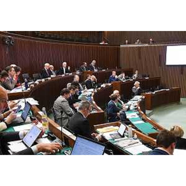 Quasi quattro giorni di lavori in Aula hanno portato all'approvazione del ddl 18 Omnibus - Quasi quattro giorni di lavori in Aula hanno portato all'approvazione del ddl 18 Omnibus