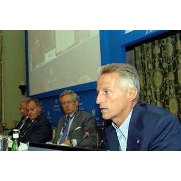 Riccardo Illy (Presidente Regione Friuli Venezia Giulia) con Giulio Tremonti. (Cernobbio 03/09/06)