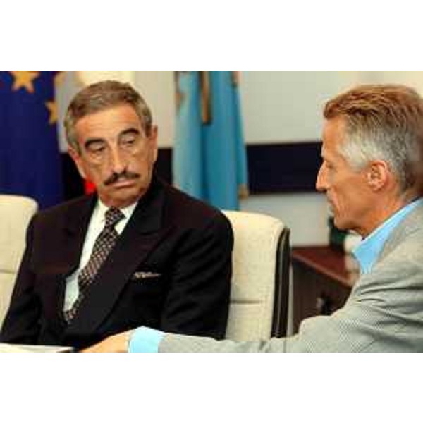 Riccardo Illy (Presidente della Regione Friuli Venezia Giulia), Bartolomeo Manna (Presidente della Corte dei Conti). (Trieste, 31/08/04)