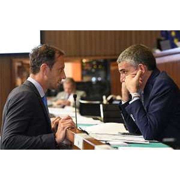 Il governatore Fvg, Massimiliano Fdriga, con l'assessore Fvg alle Autonomie locali, Pierpaolo Roberti - Il governatore Fvg, Massimiliano Fdriga, con l'assessore Fvg alle Autonomie locali, Pierpaolo Roberti