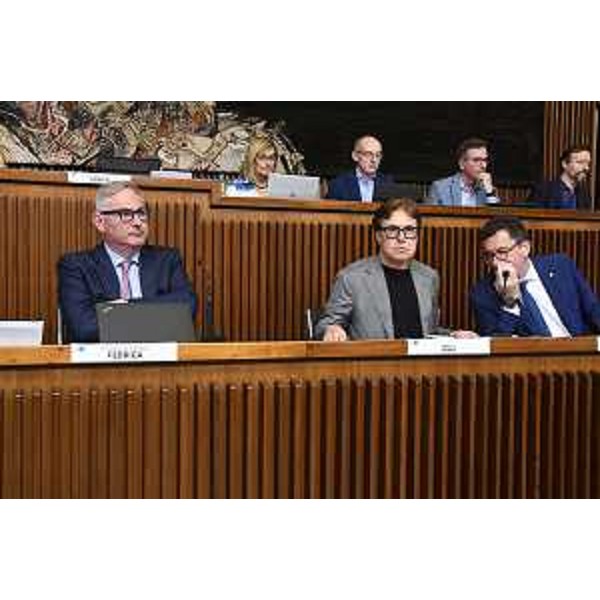 Il presidente della I Commissione, Alessandro Basso (FdI), e l'assesore regionale alle Attività produttive, Sergio Emidio Bini - Il presidente della I Commissione, Alessandro Basso (FdI), e l'assesore regionale alle Attività produttive, Sergio Emidio Bini