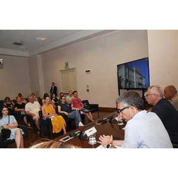 Una fase dell'inconto svoltosi oggi a Trieste - Una fase dell'inconto svoltosi oggi a Trieste 