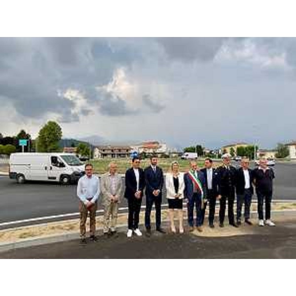Foto di gruppo nei pressi della rotonda di S. Daniele - Foto di gruppo nei pressi della rotonda di S. Daniele