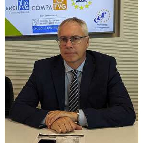 Il presidente Bordin durante la conferenza stampa - Il presidente Bordin durante la conferenza stampa