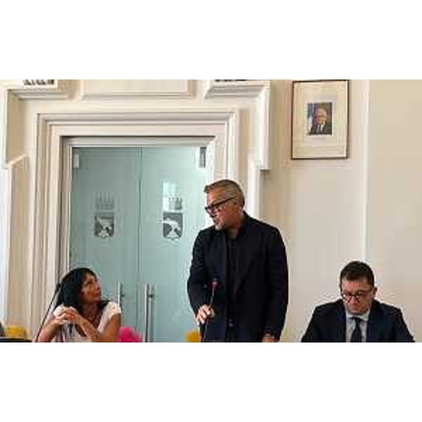 Lassessore alle Attività produttive e Turismo Sergio Emidio Bini al tavolo tecnico sulla nautica istituito dal Comune di Monfalcone. - Lassessore alle Attività produttive e Turismo Sergio Emidio Bini al tavolo tecnico sulla nautica istituito dal Comune di Monfalcone. 
