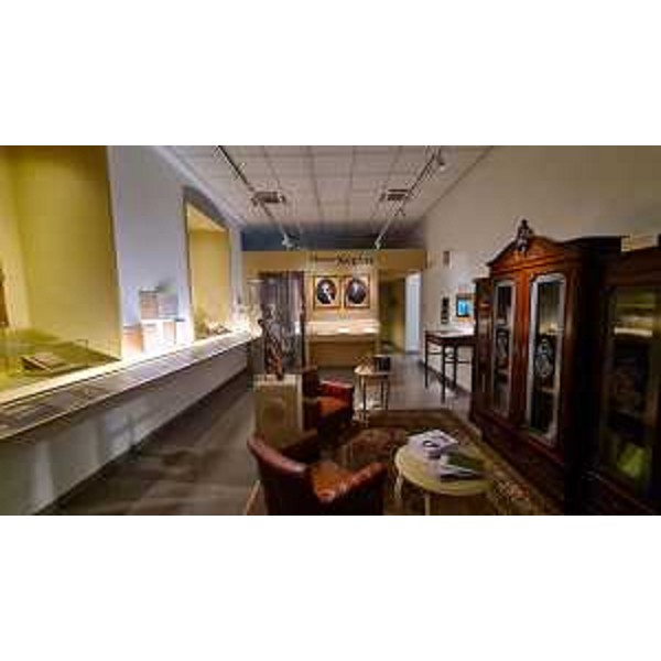 Gli interni del Museo Lets, acronimo di Letteratura Trieste, realizzato dal Comune di Trieste con il sostegno della Regione e il contributo di Trieste Trasporti. - Gli interni del Museo Lets, acronimo di Letteratura Trieste, realizzato dal Comune di Trieste con il sostegno della Regione e il contributo di Trieste Trasporti.