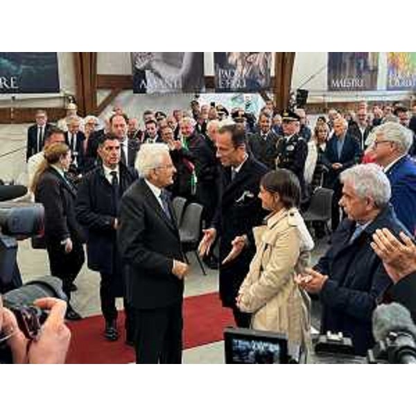 Il Presidente della Repubblica Sergio Mattarella assieme al governatore del Friuli Venezia Giulia Massimiliano Fedriga ad Ampezzo - Il Presidente della Repubblica Sergio Mattarella assieme al governatore del Friuli Venezia Giulia Massimiliano Fedriga ad Ampezzo