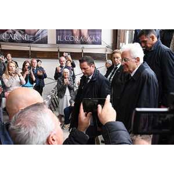 L'arrivo in sala del presidente della Repubblica, Sergio Mattarella - L'arrivo in sala del presidente della Repubblica, Sergio Mattarella