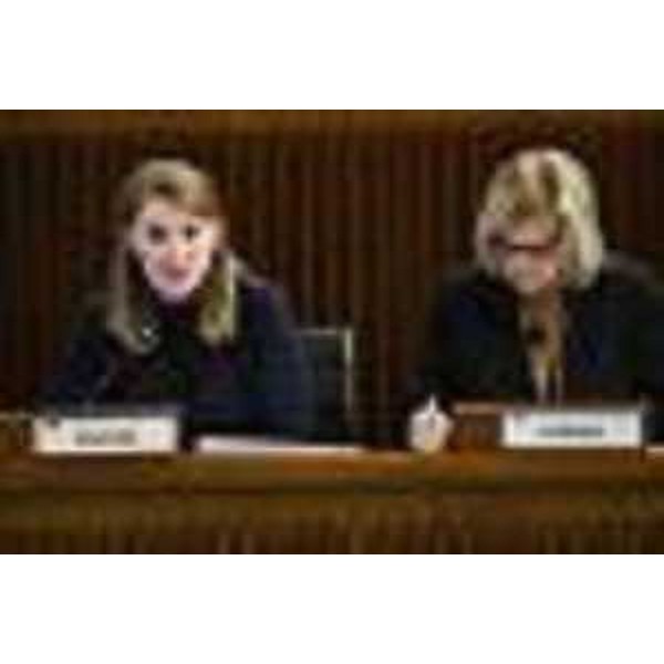 Da sinistra: Rosaria Capozzi (M5S) e Laura Fasiolo (Pd) - Da sinistra: Rosaria Capozzi (M5S) e Laura Fasiolo (Pd)