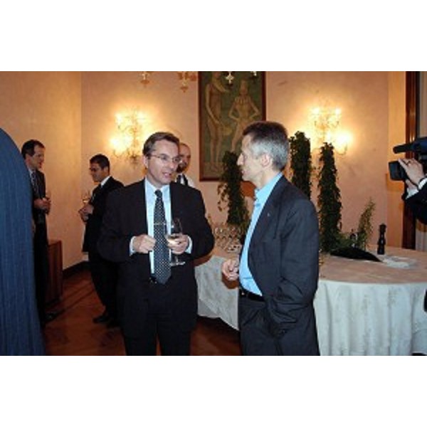 Euroregione - Cena con gli ambasciatori delle repubbliche dell'est Europa. Riccardo Illy (Presidente della Regione Friuli Venezia Giulia). (Trieste, 10/05/04)