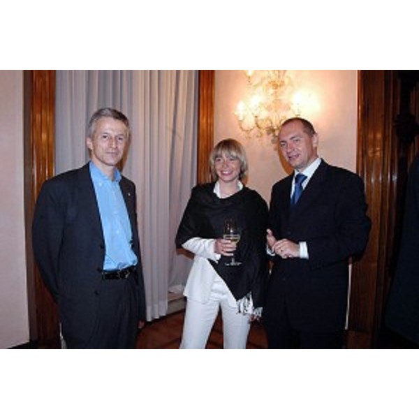 Euroregione - Cena con gli ambasciatori delle repubbliche dell'est Europa. Riccardo Illy (Presidente della Regione Friuli Venezia Giulia). (Trieste, 10/05/04)