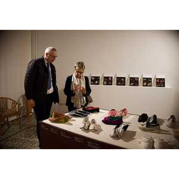 Il presidente Bordin e Bubisutti durante la visita al Museo carnico delle arti popolari - Il presidente Bordin e Bubisutti durante la visita al Museo carnico delle arti popolari