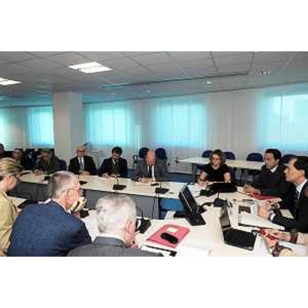 Sandra Savino (Assessore regionale alla programmazione, risorse economiche e finanziarie, patrimonio e servizi generali), Luca Ciriani (Vicepresidente ed Assessore regionale alle attività produttive). (Udine, 17/10/08)